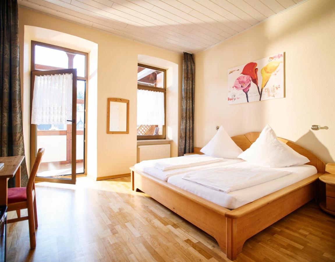 Weinhaus Lenz Hotel Briedern Eksteriør billede